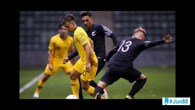 Cầu thủ Australia và New Zealand chuẩn bị thi đấu Trận đấu giữa Australia vs New Zealand hứa hẹn nhiều kịch tính.