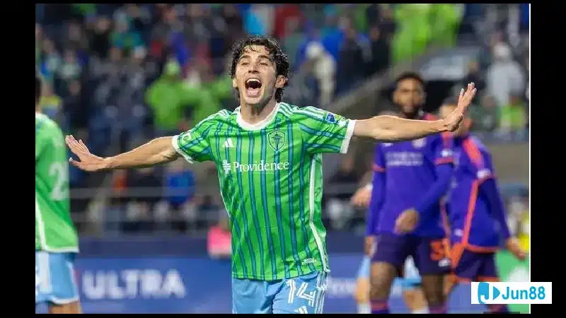 Cầu thủ Turkmenistan và Oman chuẩn bị cho trận đấu Cầu thủ Turkmenistan vs Oman chuẩn bị cho trận đấu