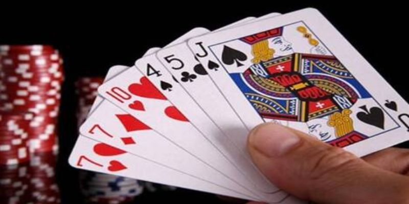 Kinh Nghiệm Chơi Đánh Bài Tiến Lên Từ Chuyên Gia Jun88 6 Khi tham gia chơi đánh bài thì việc trau dồi cho bản thân kỹ năng, kinh nghiệm chơi là rất cần thiết