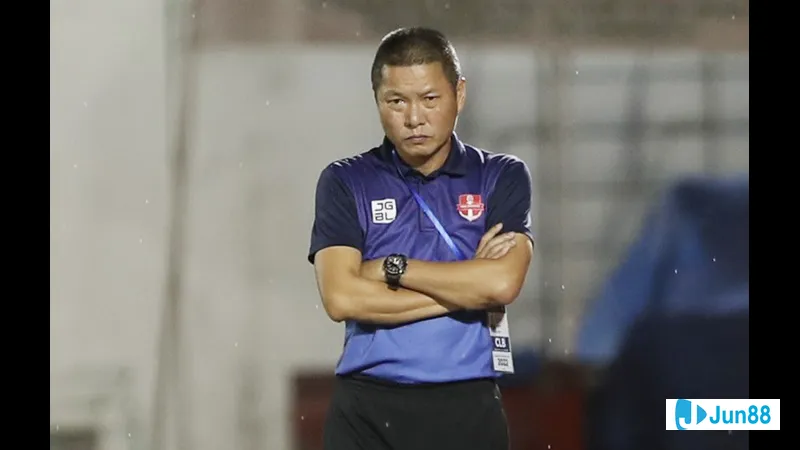 Nhận định HLV Chu Đình Nghiêm vs tiền đạo Nam Định 10 huan luyen vien chu dinh nghiem va tien dao nam dinh
